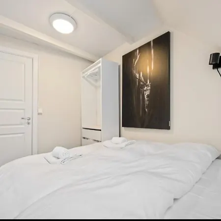 아파트 Bergen Beautiful Apartment Close To The City Harbor 베르겐